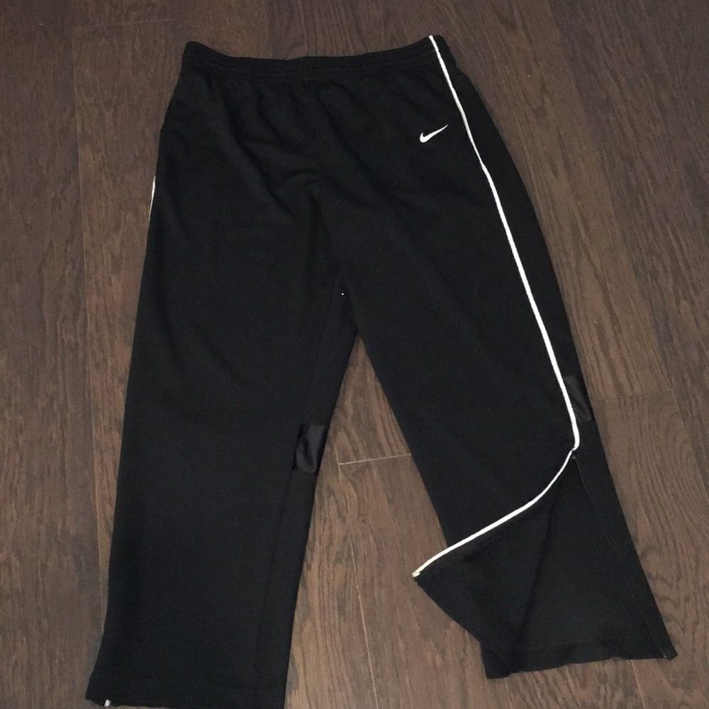 NIKE Dri Fit Black white trim leg running Work out gym warm up basketball pants